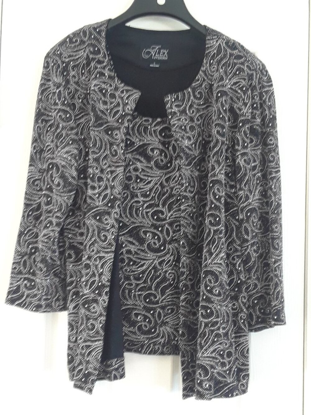 Alex Evening 2 piece Bk/Sequin Jkt with matching shell.  Size L   3/4 sleeve